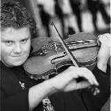 Ola Kvernberg i 2001, da han som 21 åring ga ut plate på Hot Club Records.