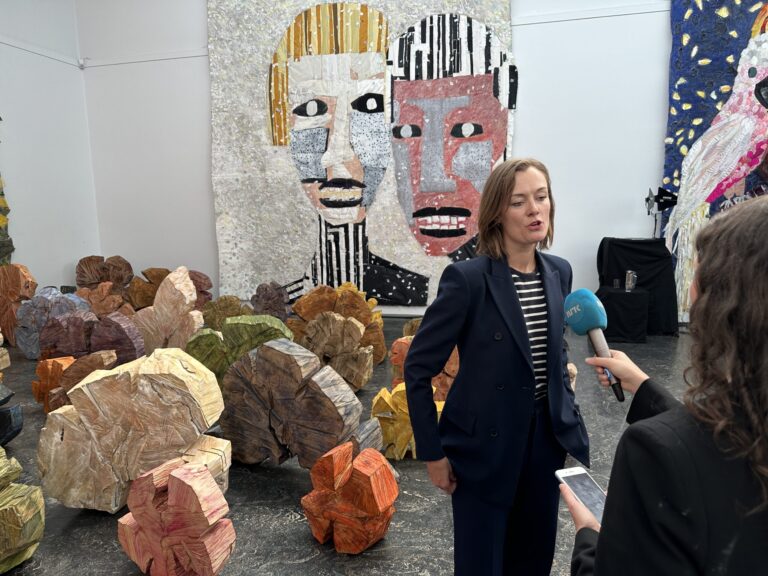 Anette Trettebergstuen går av