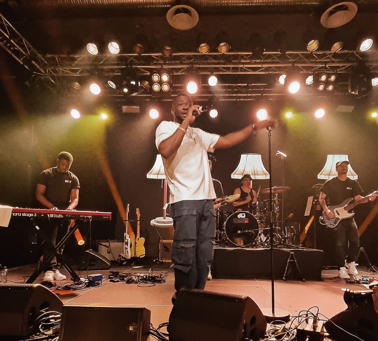 Britz med band på Bylarm 2023.