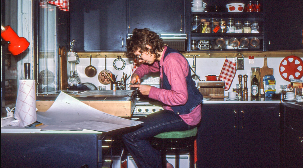 Gerd Johansen lager Nye Takter hjemme