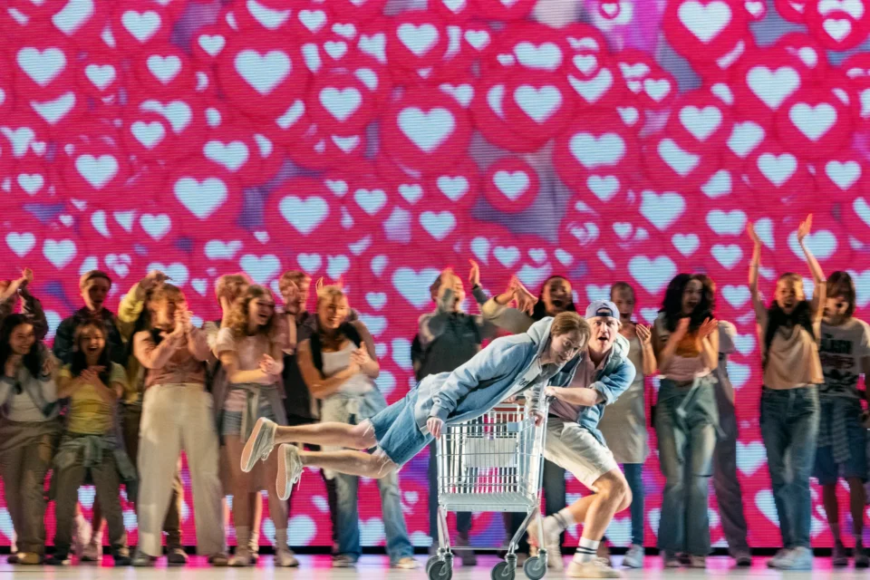 Ingenting, DNO og Ballett