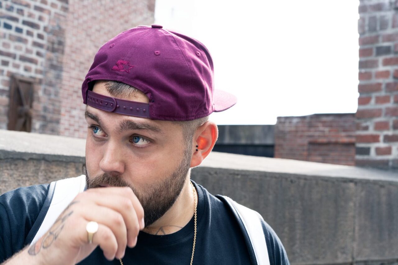 Karsten 04 CLEAN (1).png