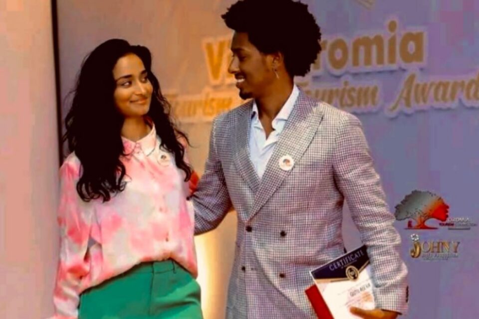 Mira Thiruchelvam og Gutu Abera