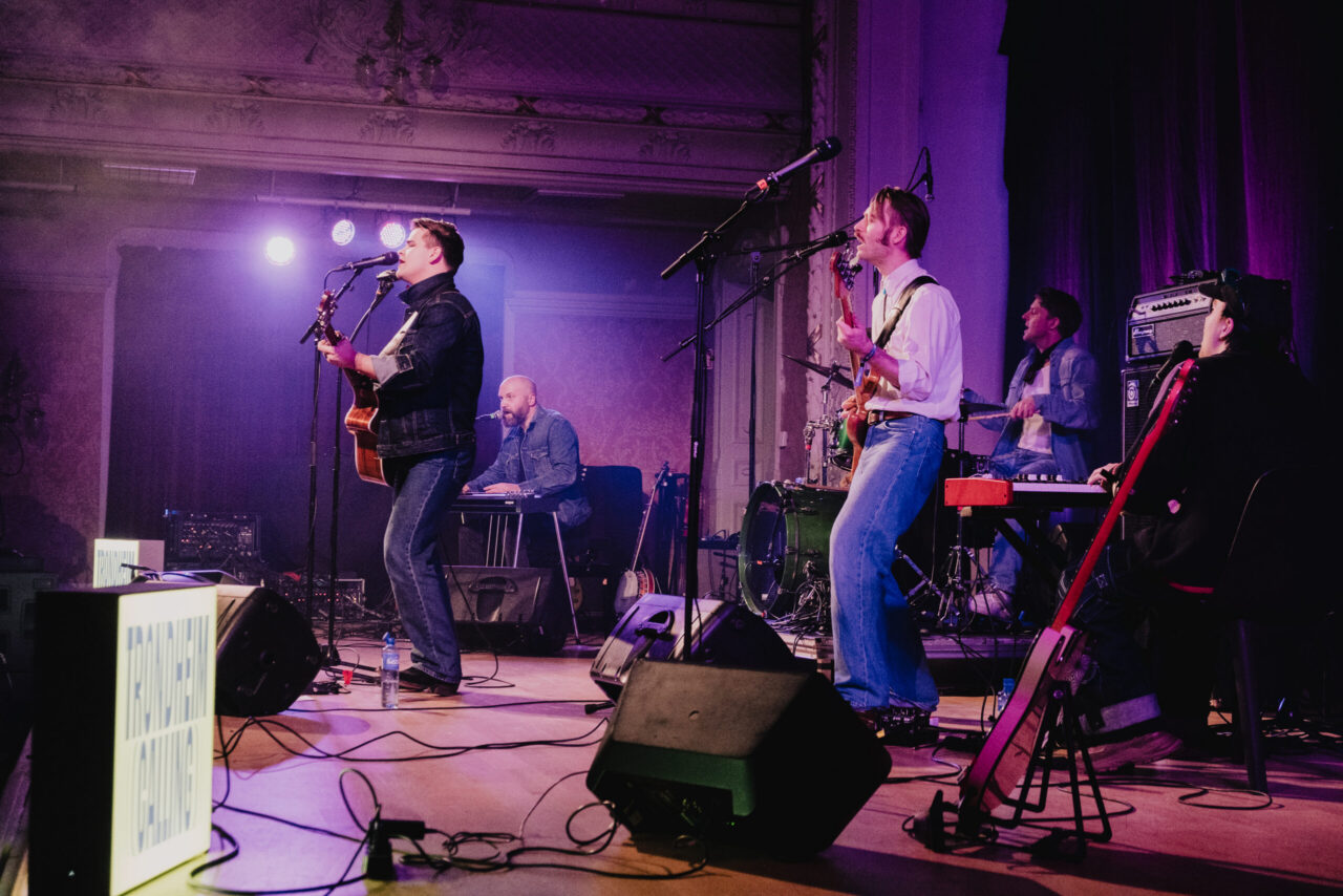 SOM EI KULE: Kun deres andre konsert, sammen, men Tobas Sten og band overbeviste på Trondheim Calling.