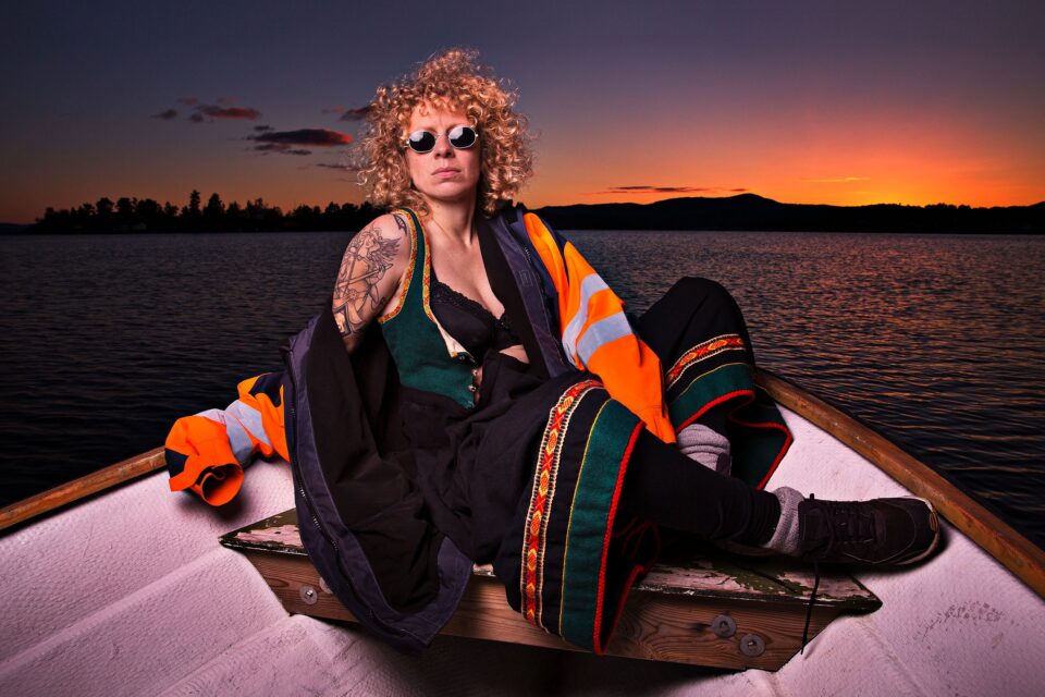 Tuva Syvertsen holder gratis låtskriverkurs under årets nordisk visefest