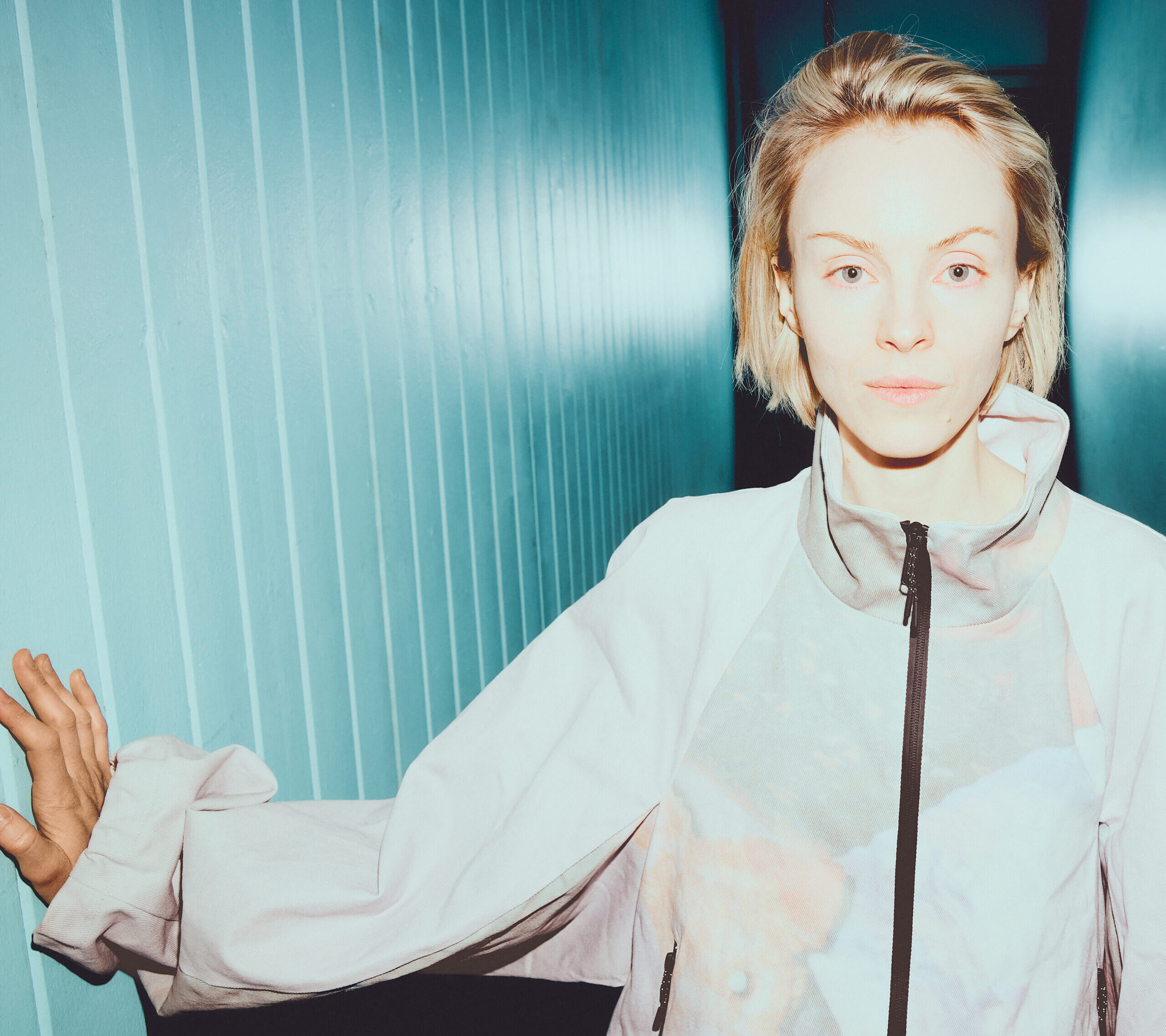 – Her i Danmark opplever jeg at det finnes rom for å uttrykke meg. Vi eksisterer jo ikke i et vakuum – hvordan man blir sett, påvirker også hvor høyt man tør å hoppe, sier Øyunn, som nå er aktuell med albumet «I Know U Can Do It».