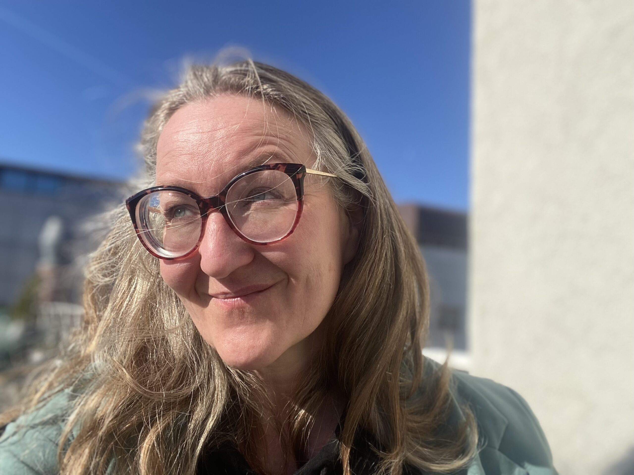 Siri Narverud Moen har lest Ballade.no gjennom et helt profesjonelt liv i 25 år, og de siste 6 årene: journalist i Ballade selv.