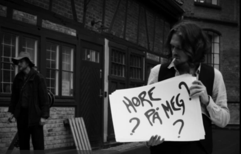 Ballade video: – Jeg elsket deg nå og da