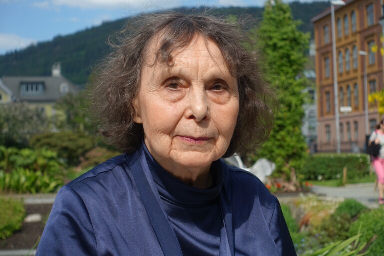 Hell und Dunkel for to akkordeoner: Sofia Gubaidulinas siste verk