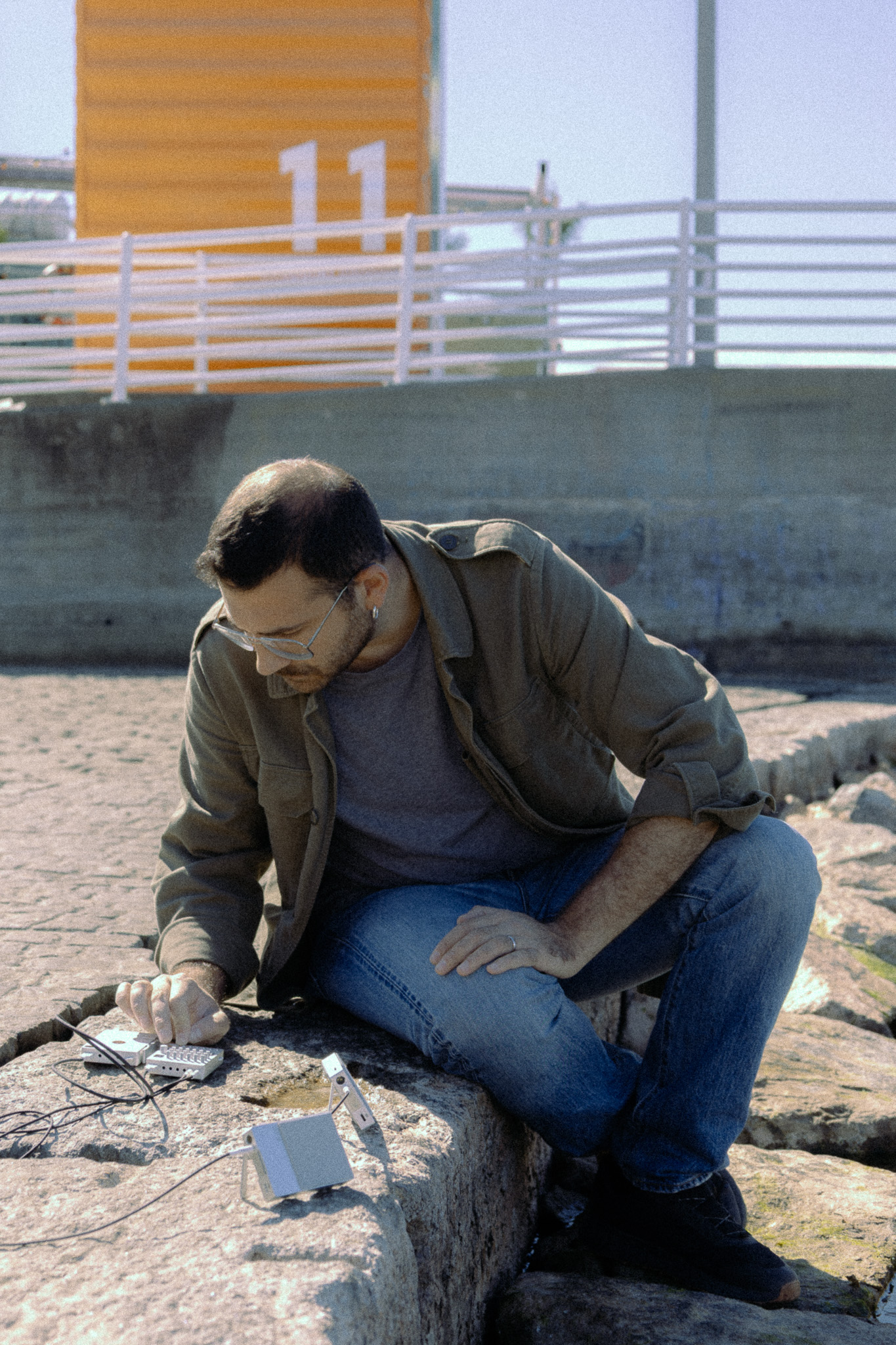 To ulike kunstnerskap, én felles kjærlighet til Oslo. Giuseppe Pisano (f. 1991 i Napoli) er komponist og lydforsker med spesialisering i elektroakustisk musikk.