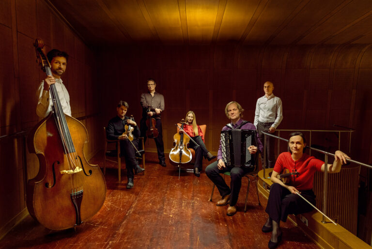 Ballade klassisk: Hør nordisk jul, musikalske latterkuler og Livs liv