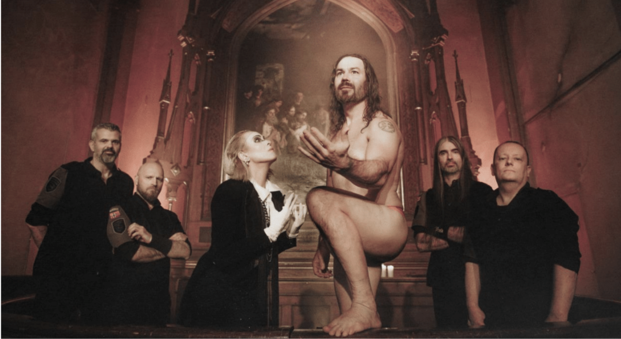 Stillbilde fra Vreid og Djervs musikkvideo «Loving the Dead»