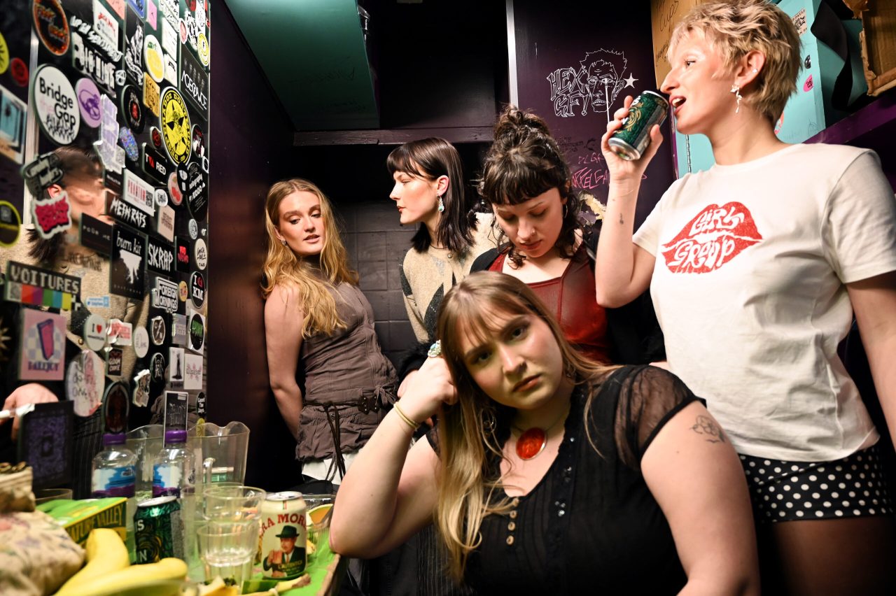 GIRL GROUP GLASGOW