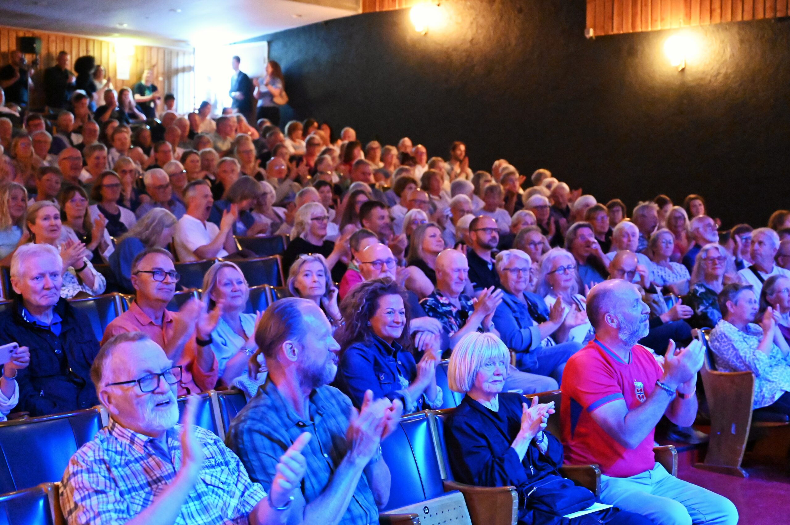 Publikum under åpningen av Holmestrand Musikkfest