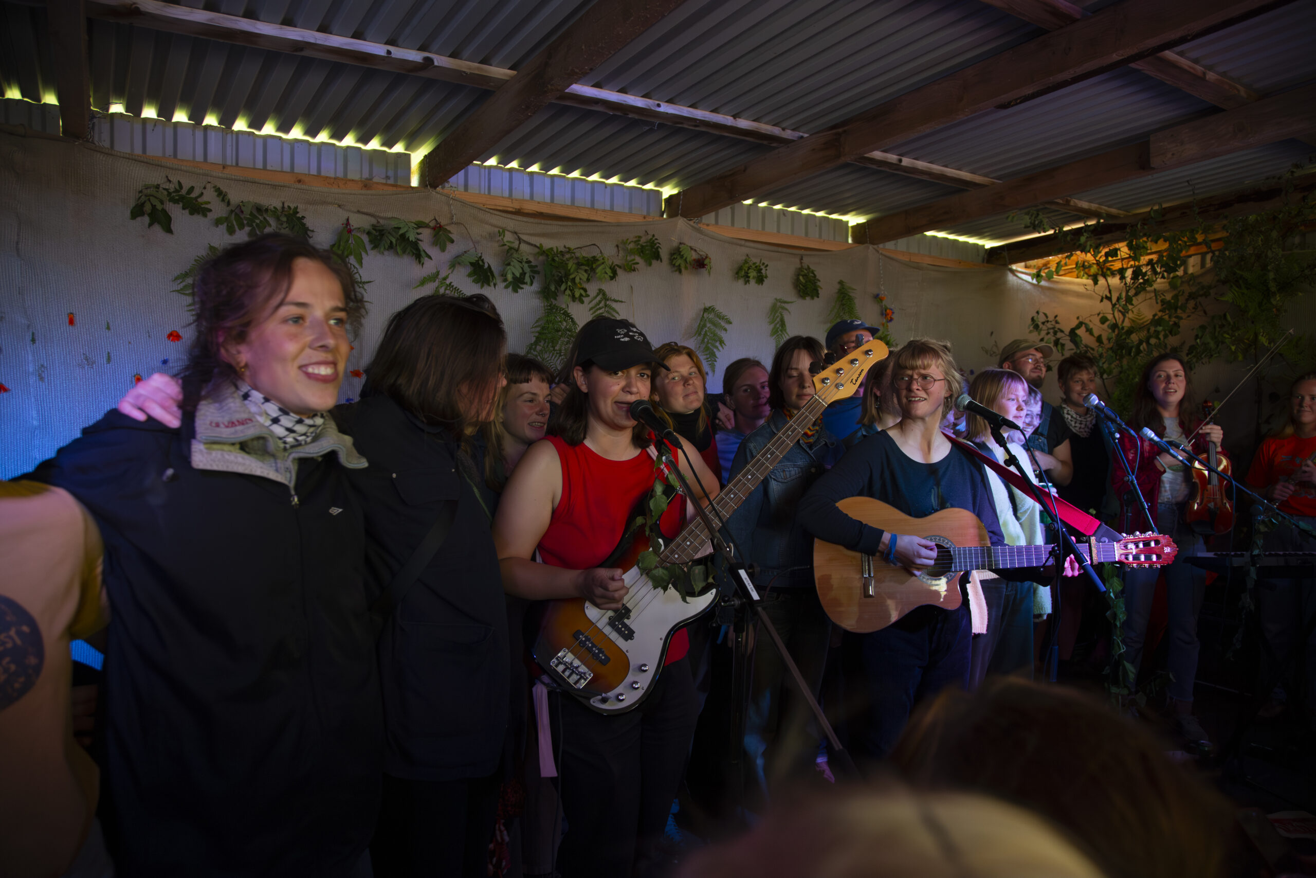 «Man er ikke bare en kunde.» For arrangørene bak Gras- og rotfest er festivalpublikummet deltakere, ikke forbrukere.