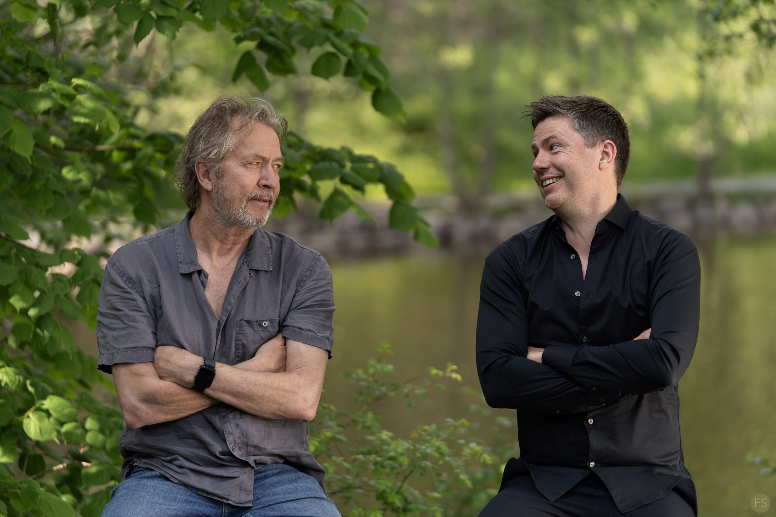 Nils Petter Molvær møter trombonisten Daniel Herskedal i en duo som setter to generasjoner av norske messingmusikere i dialog.